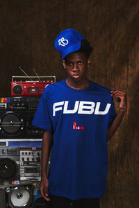 Camiseta T-shirt Silk FUBU Flag - Com bordado na manga.