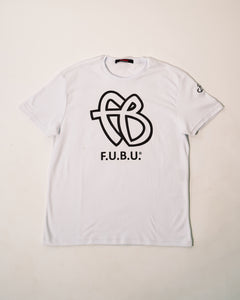 Camiseta T-shirt Silk FB - F.U.B.U - Com bordado na manga.