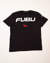 Camiseta T-shirt Silk FUBU Flag - Com bordado na manga.