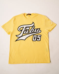 Camiseta T-shirt Silk - FUBU 05 - Com bordado na manga.