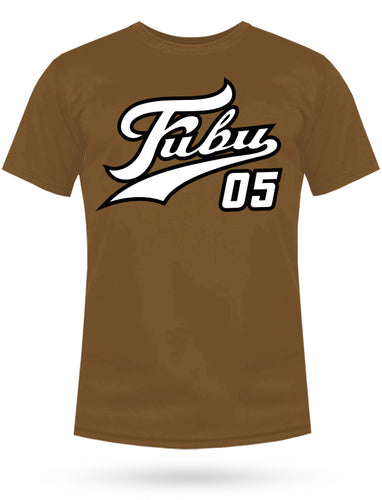 Camiseta T-shirt Silk - FUBU 05 - Com bordado na manga.